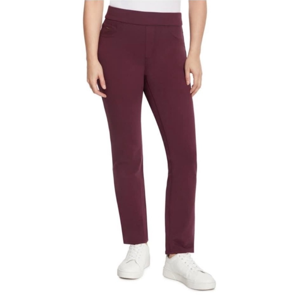 Nine West Women’s Heidi Pull on Elastic waist, stretch twill straight leg pant.